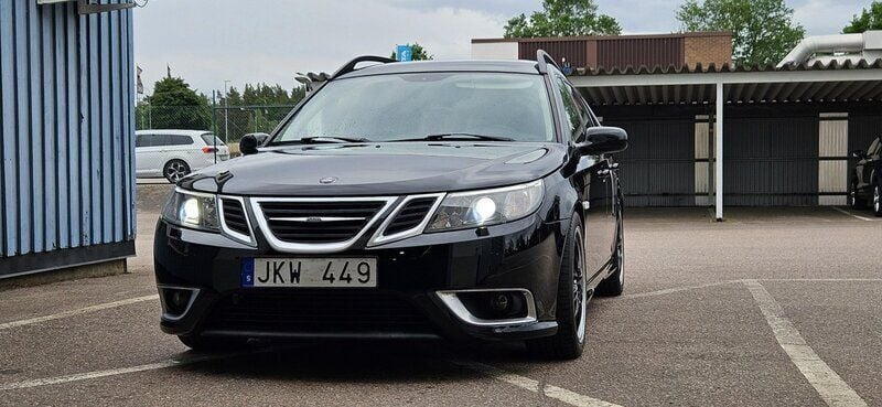 Svart Begagnad 2008 Saab 9-3 Aero Kombi | 100 000 kr - Bild 1/4