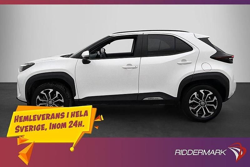 Vit Begagnad 2024 Toyota Yaris Cross Active SUV | 289 800 kr (Marknadspris) - Bild 1/3