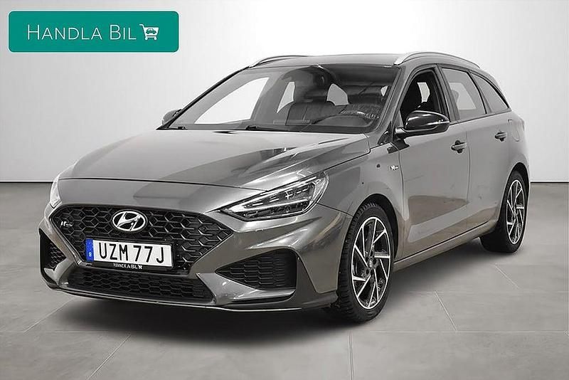 Grå Begagnad 2020 Hyundai i30 N Line Kombi | 209 900 kr (Marknadspris) - Bild 1/4