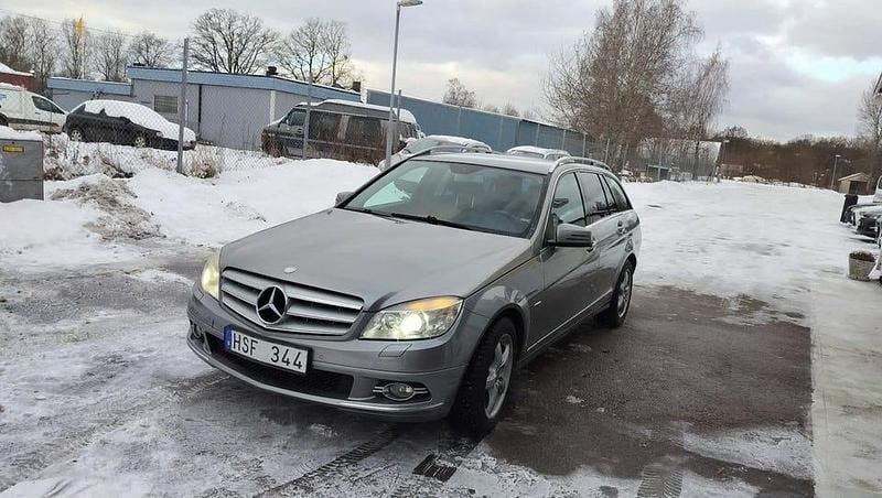 Begagnad Mercedes C180 Avantgarde 156 HK (114 kW) 2008 Grå Kombi