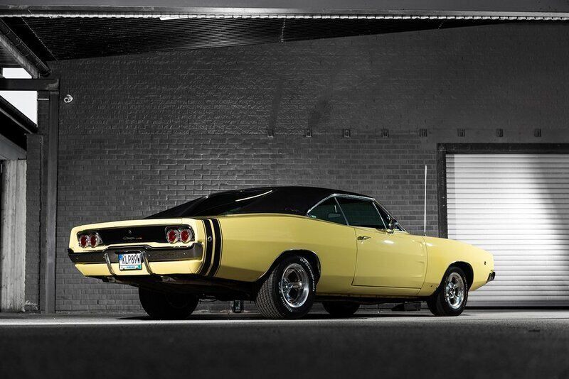 Begagnad Dodge Charger 294 HK (216 kW) 1968 Gul Sedan
