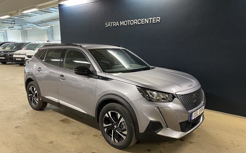 Grå Begagnad 2022 Peugeot e-2008 Allure SUV | 299 900 kr - Bild 1/4