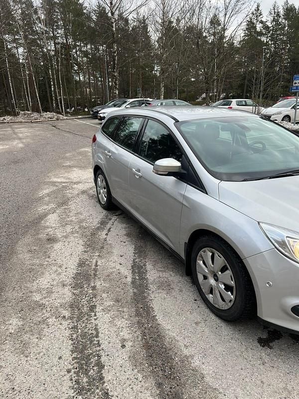 Begagnad Ford Focus 95 HK (69 kW) 2014 Kombi