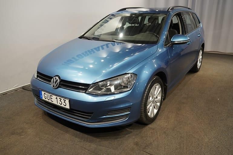 Begagnad VW Golf VII 112 HK (82 kW) 2016 Blå Kombi
