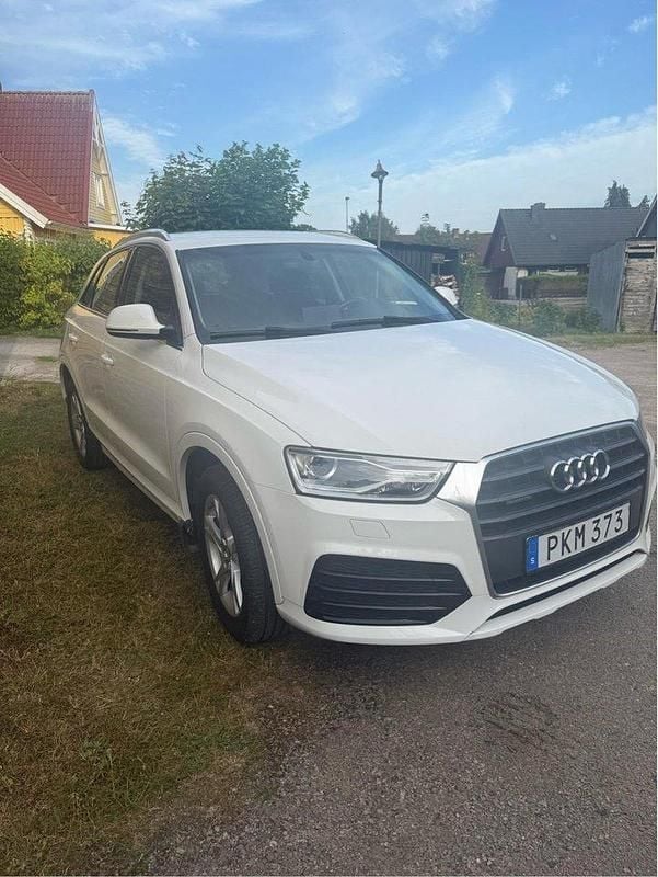 Vit Begagnad 2017 Audi Q3 SUV | 195 000 kr (Marknadspris) - Bild 1/4