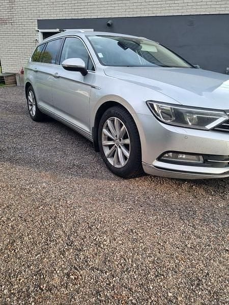 Silver Begagnad 2016 VW Passat GT Kombi | 89 000 kr (Marknadspris) - Bild 1/4