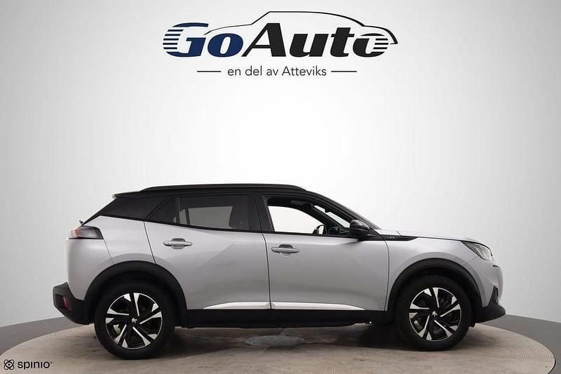 Begagnad Peugeot e-2008 GT 100 kW (137 HK) 2022 Grå SUV