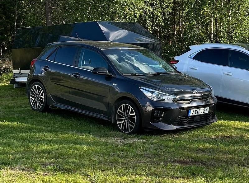 Begagnad 2019 Kia Rio Halvkombi | 160 000 kr (Bra pris) - Bild 1/1
