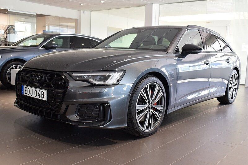 Grå (daytonagrå pärleffekt) Ny 2025 Audi A6 S-Line Kombi | 729 000 kr (Lite dyr) - Bild 1/4