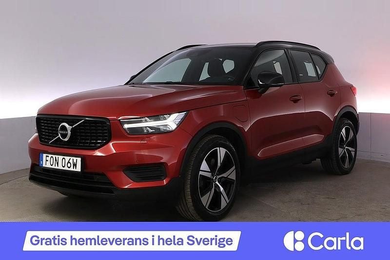 Röd Begagnad 2021 Volvo XC40 R-Design SUV | 367 990 kr (Marknadspris) - Bild 1/4