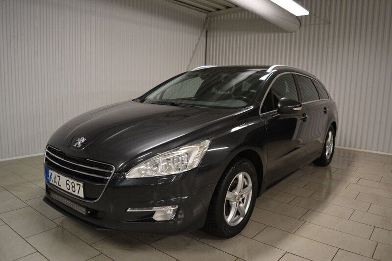 Grå Begagnad 2012 Peugeot 508 Kombi | 79 000 kr (Marknadspris) - Bild 1/3