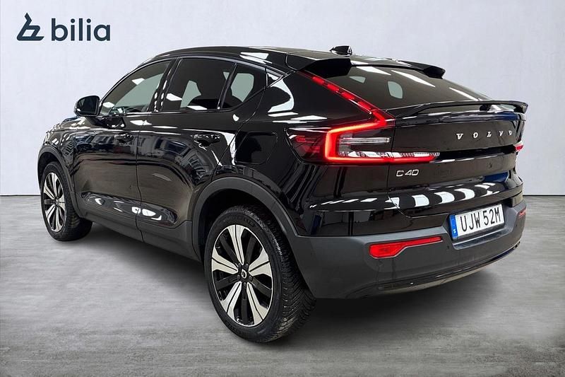 Begagnad Volvo C40 299 kW (407 HK) 2023 Svart SUV