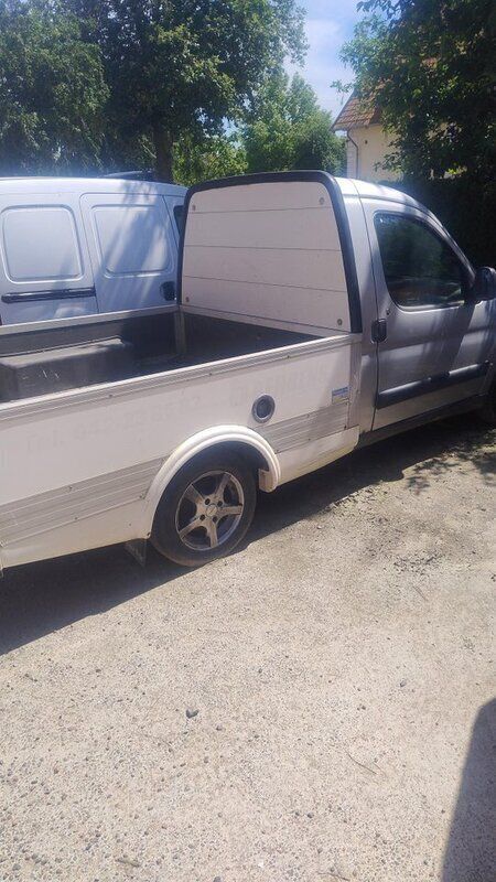 Silver Begagnad 2006 Peugeot Partner Minibuss | 10 000 kr (Bra pris) - Bild 1/2