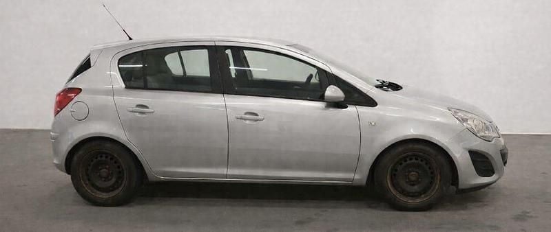 Begagnad 2012 Opel Corsa Halvkombi | 25 000 kr (Marknadspris) - Bild 1/2