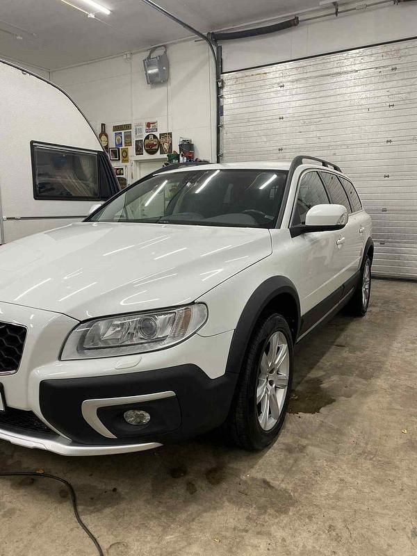 Begagnad 2016 Volvo XC70 Standard Kombi | 159 000 kr (Bra pris) - Bild 1/4