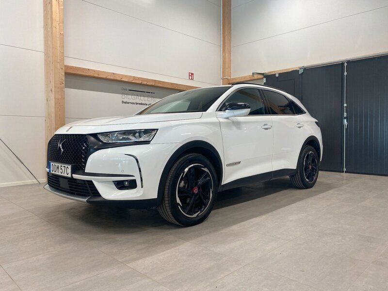 Vit Begagnad 2022 DS Automobiles DS7 Crossback Business SUV | 274 900 kr (Marknadspris) - Bild 1/4