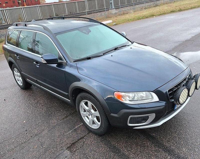 Blå Begagnad 2012 Volvo XC70 Momentum Kombi | 105 000 kr (Bra pris) - Bild 1/4
