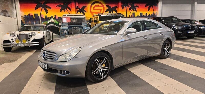 Silver Begagnad 2005 Mercedes CLS350 Sportkupé | 89 500 kr (Marknadspris) - Bild 1/4