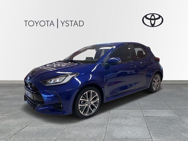 Tvåtonslack neptune blue/a4bc (m19) Ny 2024 Toyota Yaris Hybrid Edition Halvkombi | 299 000 kr (Marknadspris) - Bild 1/4