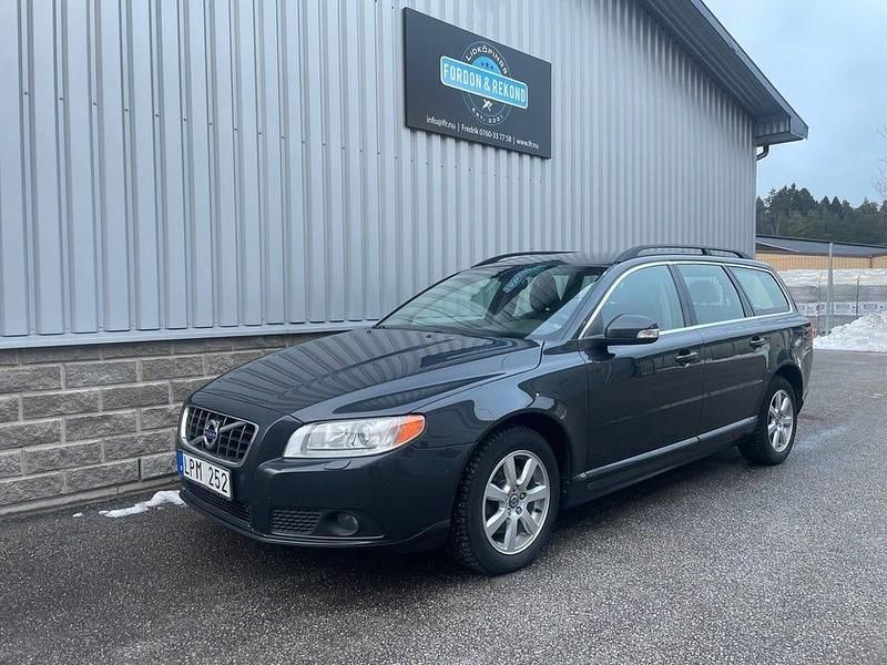 Antracitgråmetallic Begagnad 2011 Volvo V70 Momentum Kombi | 79 900 kr (Bra pris) - Bild 1/4