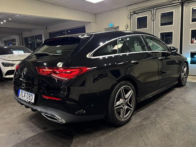 Begagnad Mercedes CLA200 Shooting Brake AMG 150 HK (110 kW) 2020 Svart Kombi