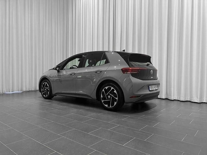 Begagnad VW ID.3 Pro Performance 150 kW (204 HK) 2023 Grå Halvkombi