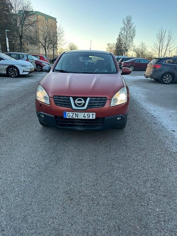 Begagnad 2008 Nissan Qashqai SUV | 28 000 kr (Bra pris) - Bild 1/4
