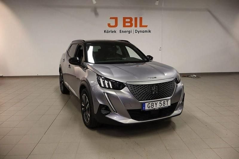 Grå Begagnad 2021 Peugeot e-2008 GTi SUV | 209 900 kr (Marknadspris) - Bild 1/4