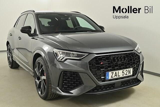 Begagnad Audi RS Q3 Design 400 HK (294 kW) 2022 Daytonagrå pärleffekt SUV