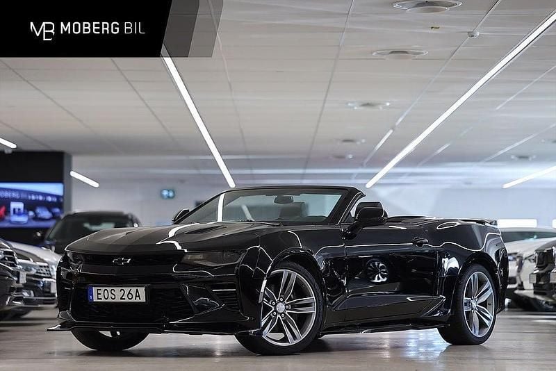 Svart Begagnad 2018 Chevrolet Camaro SS Cab | 499 900 kr (Marknadspris) - Bild 1/3