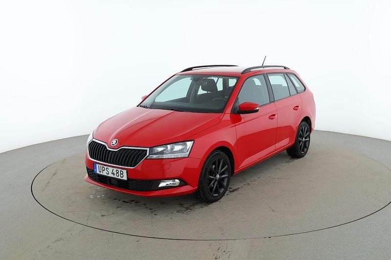 Röd Begagnad 2019 Skoda Fabia Style Kombi | 137 000 kr (Marknadspris) - Bild 1/3