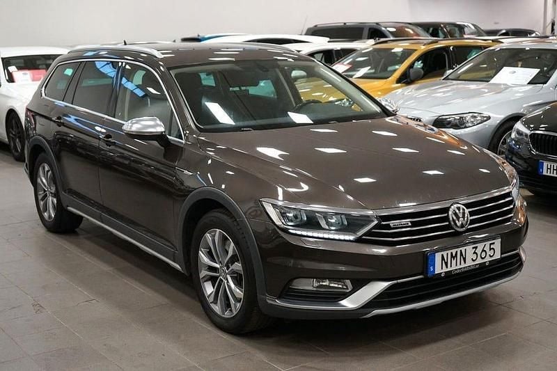 Begagnad VW Passat Alltrack GTS 239 HK (175 kW) 2016 Mörkbrun Kombi