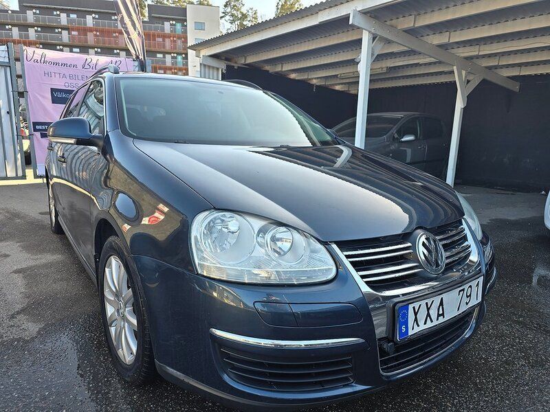 Mörkblå Begagnad 2008 VW Golf VI Kombi | 49 900 kr (Marknadspris) - Bild 1/4