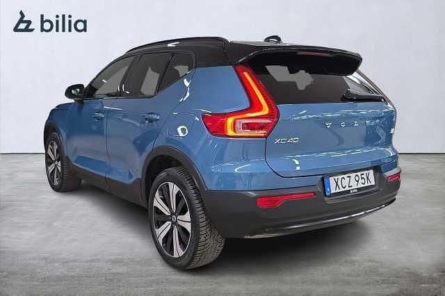 Begagnad Volvo XC40 Ultimate 169 kW (231 HK) 2022 Blå SUV