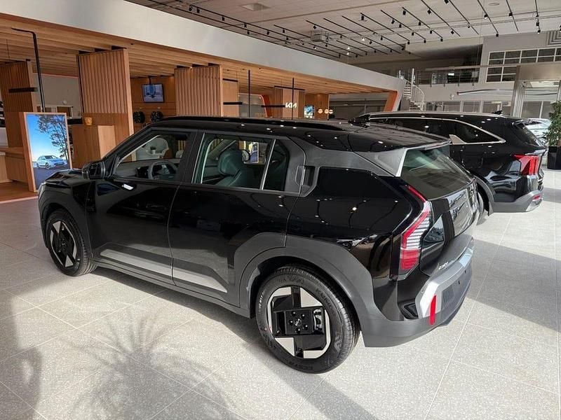 Ny Kia EV3 150 kW (204 HK) 2025 Svart metallic SUV