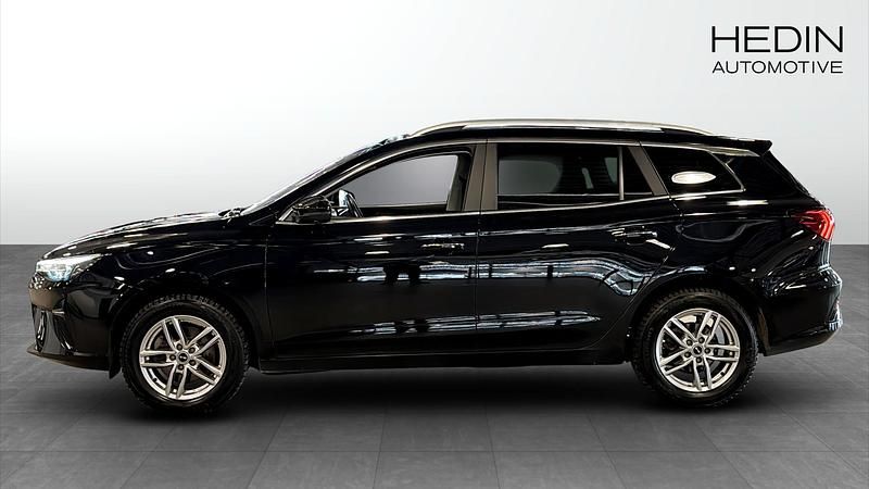 Begagnad MG MG5 EV Luxury 114 kW (156 HK) 2022 Svart Kombi