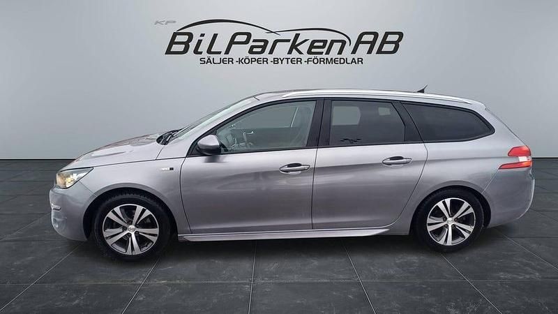 Begagnad Peugeot 308 SW Active 131 HK (96 kW) 2016 Grå Kombi