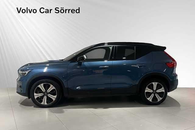 Begagnad Volvo XC40 Single Motor 185 kW (252 HK) 2023 Blå SUV