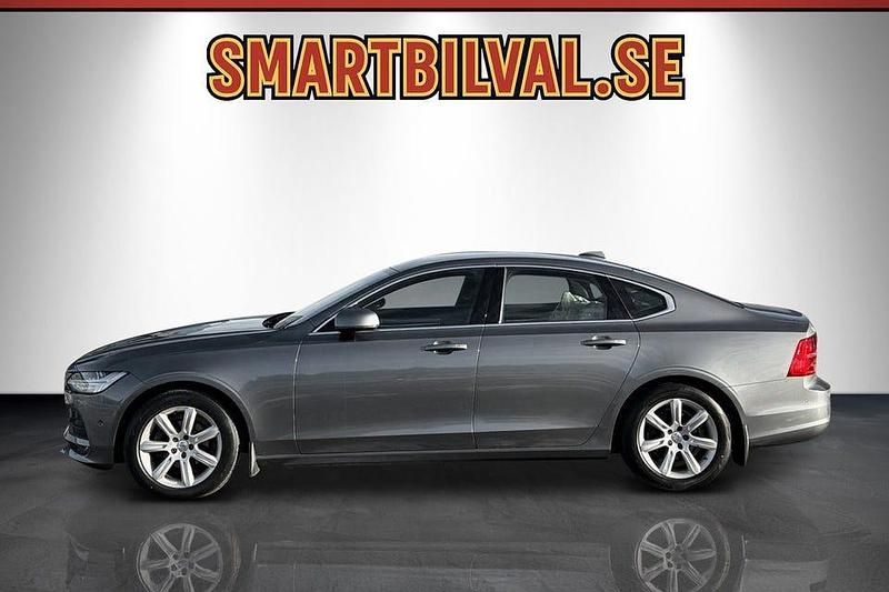 Begagnad Volvo S90 Momentum 190 HK (139 kW) 2017 Grå Sedan