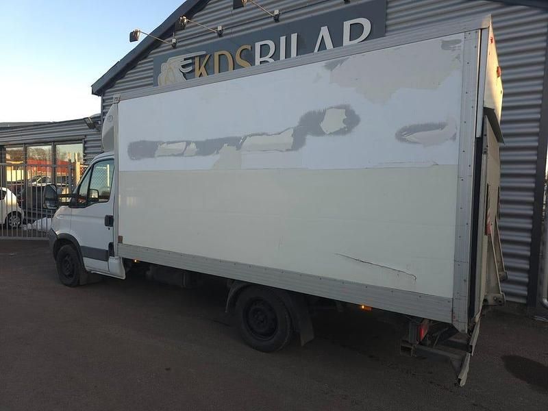Begagnad Iveco Daily 136 HK (100 kW) 2011 Vit