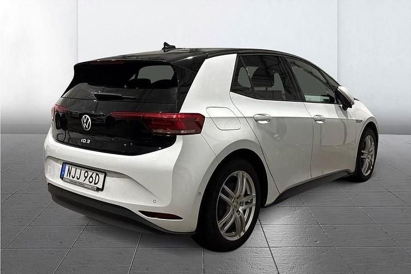 Begagnad VW ID.3 Comfortline 150 kW (204 HK) 2023 Vit Halvkombi