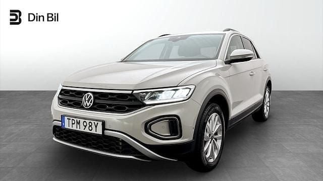 Grå Begagnad 2022 VW T-Roc Life SUV | 274 900 kr (Marknadspris) - Bild 1/4