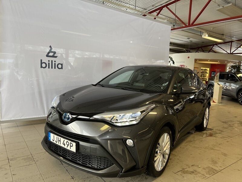 Begagnad Toyota C-HR Edition 184 HK (135 kW) 2022 Grå SUV