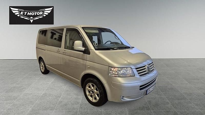 Begagnad VW Multivan 131 HK (96 kW) 2008 Silver Van