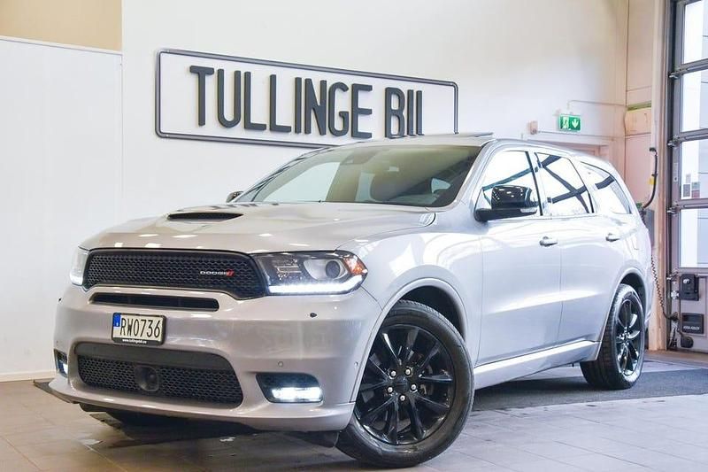 Grå Begagnad 2018 Dodge Durango SUV | 379 800 kr (Marknadspris) - Bild 1/4