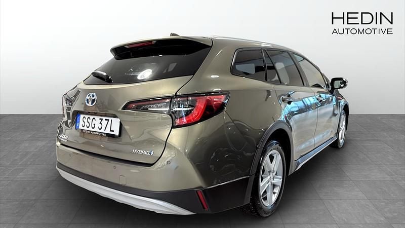 Begagnad Toyota Corolla 122 HK (89 kW) 2019 Grön Kombi