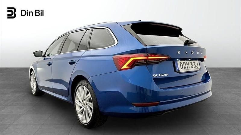 Begagnad Skoda Octavia Style 150 HK (110 kW) 2024 Blå Kombi