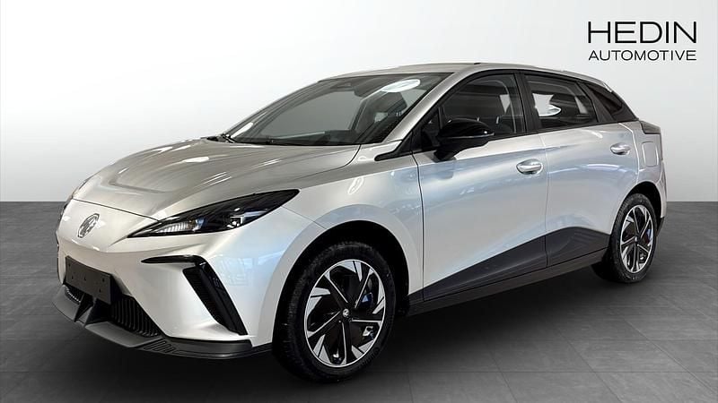 Begagnad MG MG4 EV 2024 Grå Halvkombi