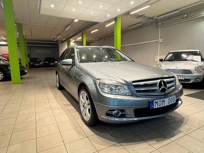 Begagnad Mercedes C180 157 HK (115 kW) 2010 Grå Kombi
