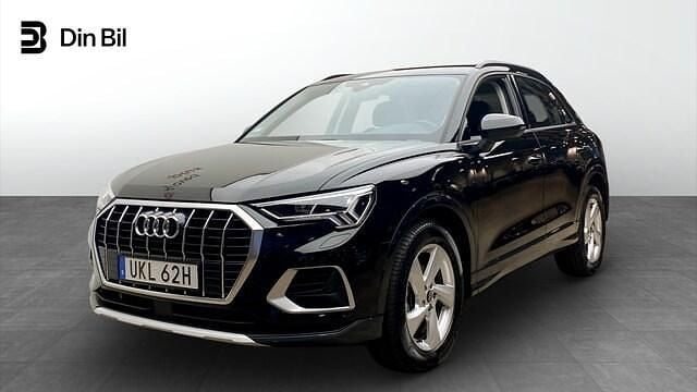 Mytsvart metallic Begagnad 2024 Audi Q3 Advanced SUV | 359 000 kr (Marknadspris) - Bild 1/4